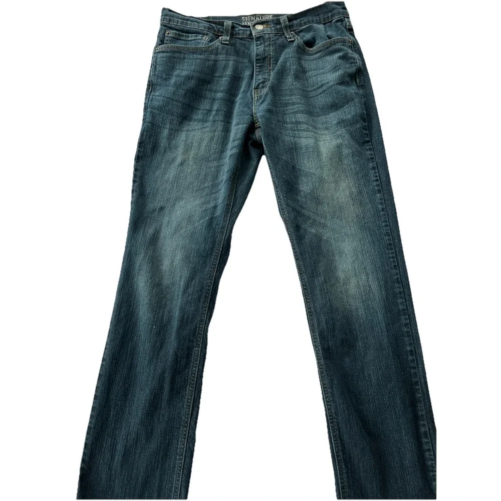 Signature by Levi Strauss Athletic Fit Mens 32x31 Medium Wash Stretch Denim Jean